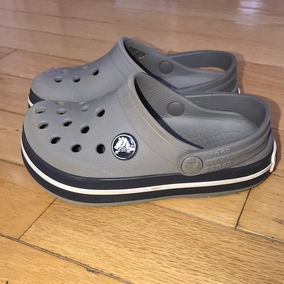 toddler boy crocs size 8